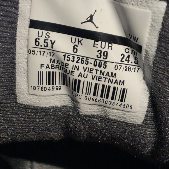 Jordan 12 Retro Womens Size 8 GS Mid Dark Grey 6.5Y EUC - Picture 9 of 9